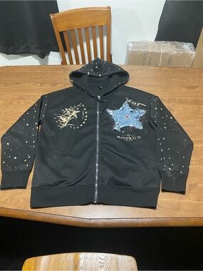 ROMWE Black Hooded Zip-Up Sweatshirt with Blue Star Patch